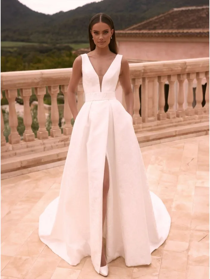bianco-evento-limited-dress-nevada-_1_ christianeboutique.com Guadeloupe Martinique (4).webp