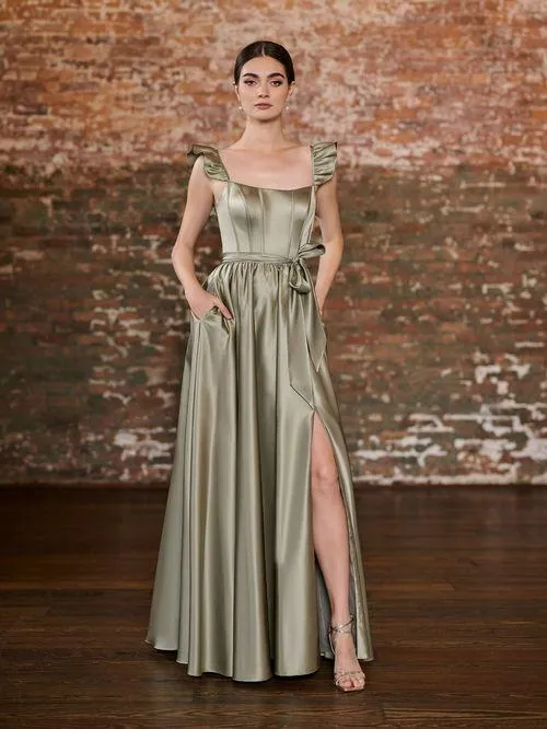 Robe longue satinée à épaules volantées - 22239