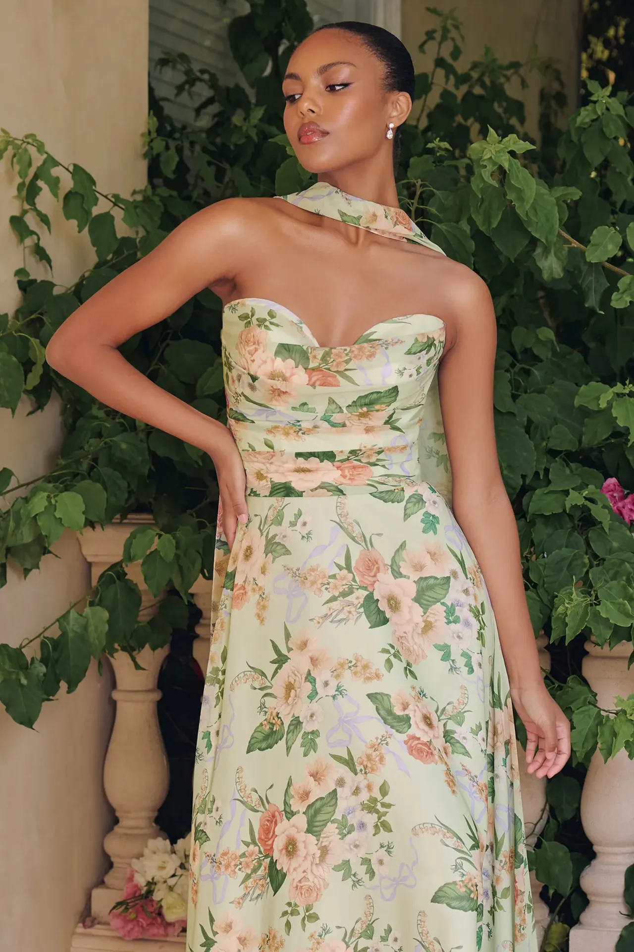 Robe longue fleurie bustier romantique - T717