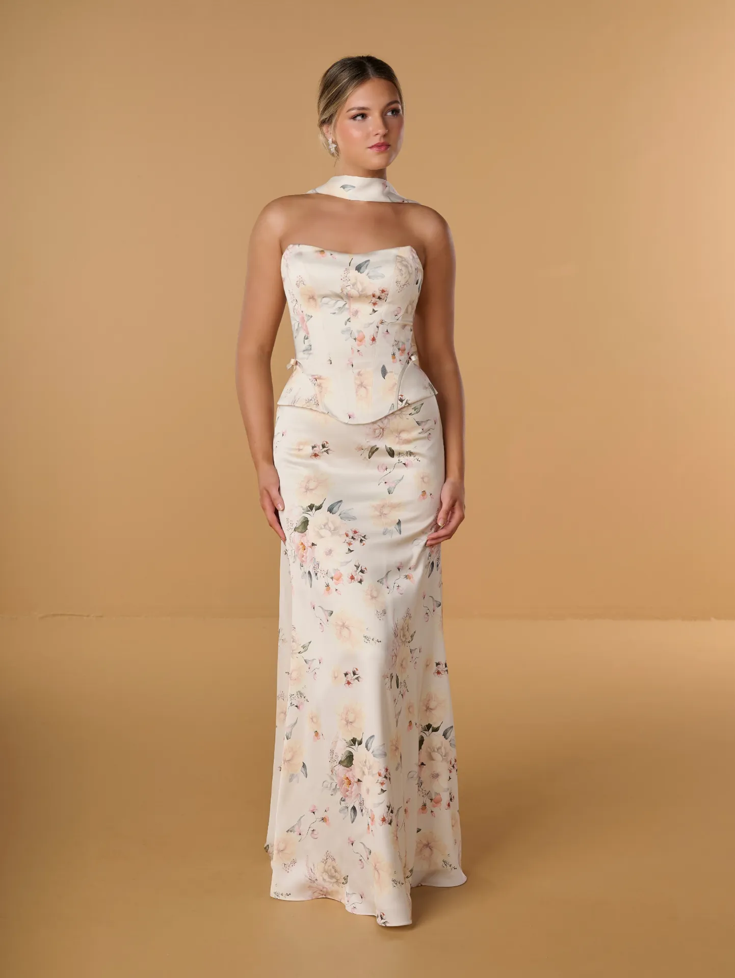 Robe longue bustier avec col amovible CB22304