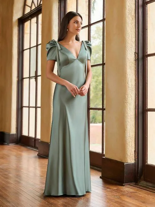Robe ajustée décolleté en V et  manches bouffantes — 22254